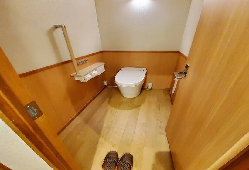 Номер Стандарт, Grandia Housen