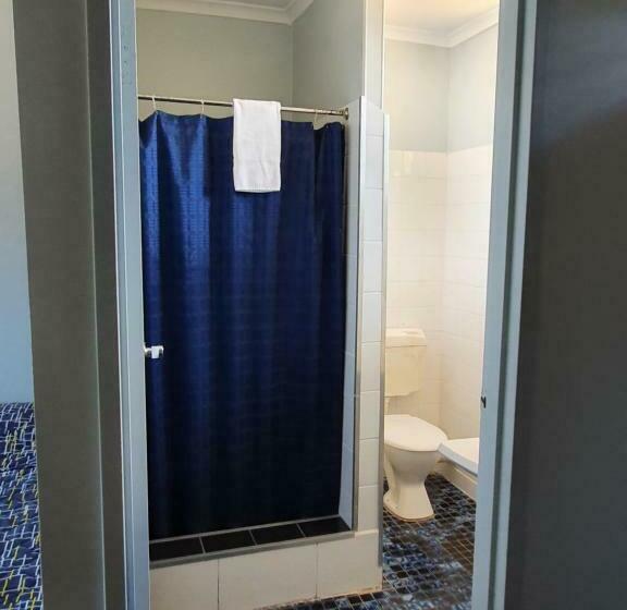 חדר סטנדרט לארבעה, Kooyong