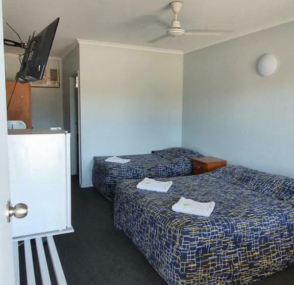 חדר סטנדרט לשלושה, Kooyong