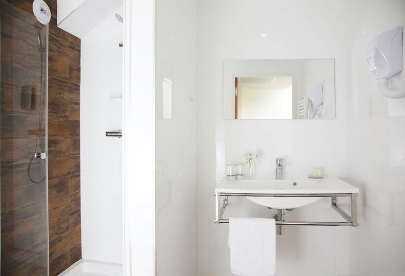 חדר קלאסי, La Ruche