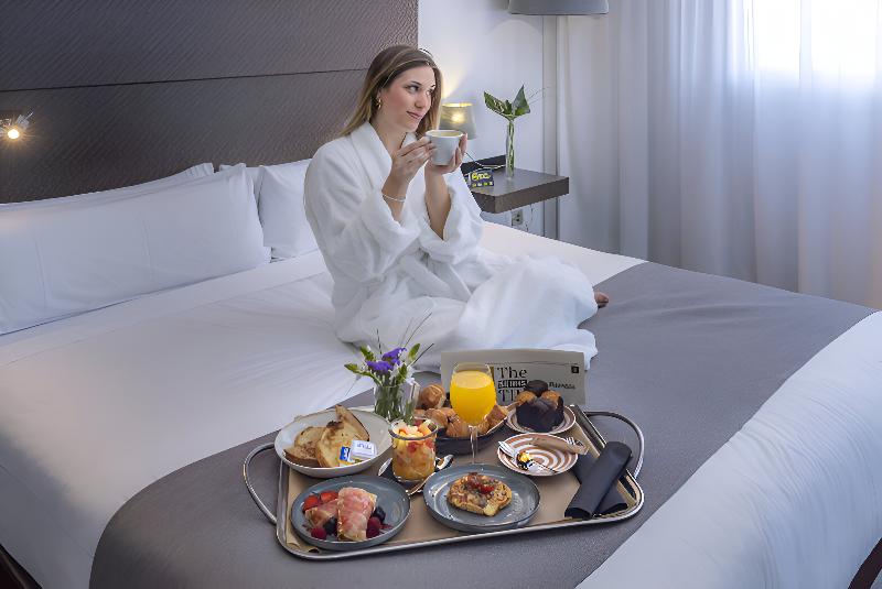 חדר סופריור, La Ruche