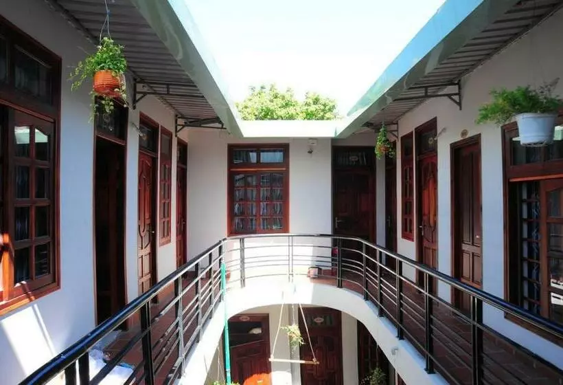 اتاق استاندارد, Minh Hung