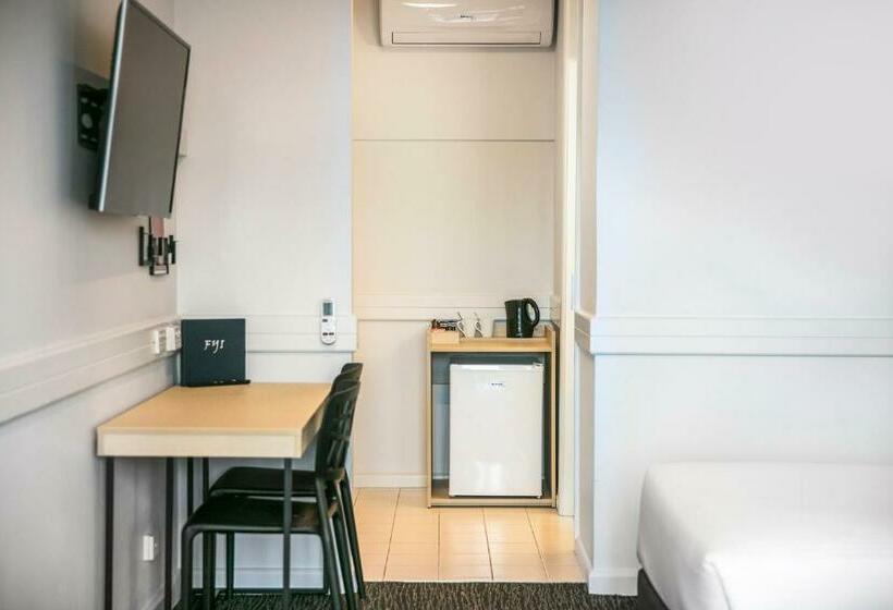 סטודיו סטנדרטי מיטת קווין, Nightcap At Matthew Flinders