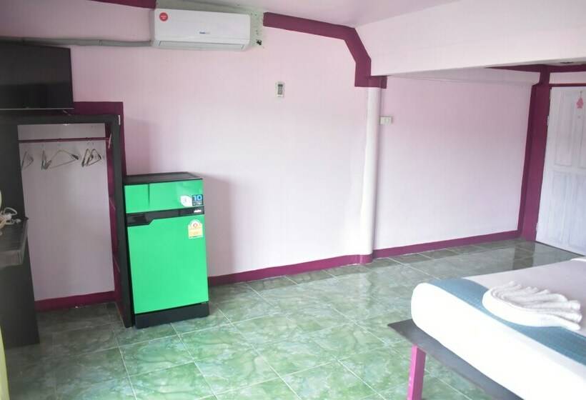 스탠다드 룸, Phi Phi Beach Front Resort