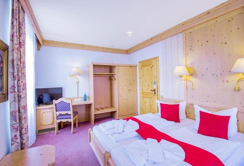 غرفة كومفورت ثلاثية, Schloss Nebra