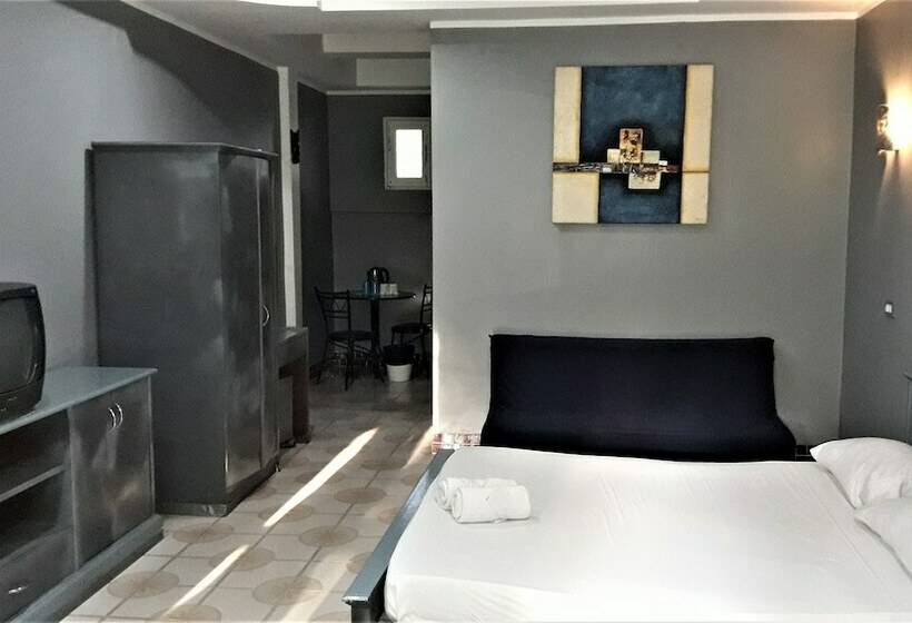 Standardrum, The Guest House   Sha