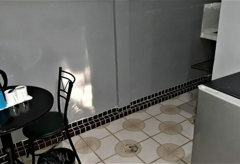 Standardrum, The Guest House   Sha