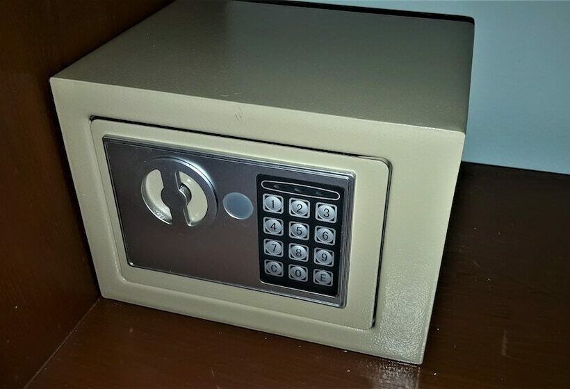 Standardrum, The Guest House   Sha