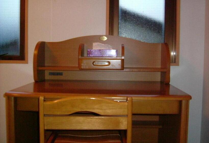 غرفة قياسية سرير بطابقين مزودة بحمام مشترك, Kamikatsura House