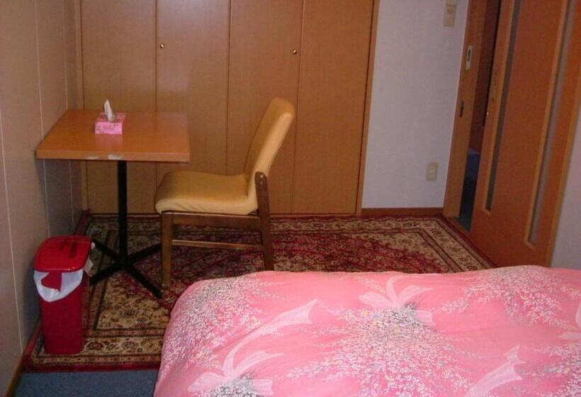 غرفة قياسية سرير بطابقين مزودة بحمام مشترك, Kamikatsura House