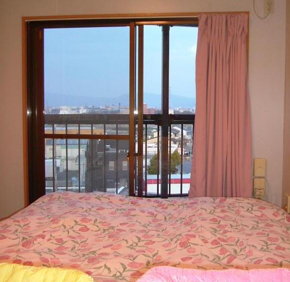 غرفة قياسية حمام مشترك, Kamikatsura House