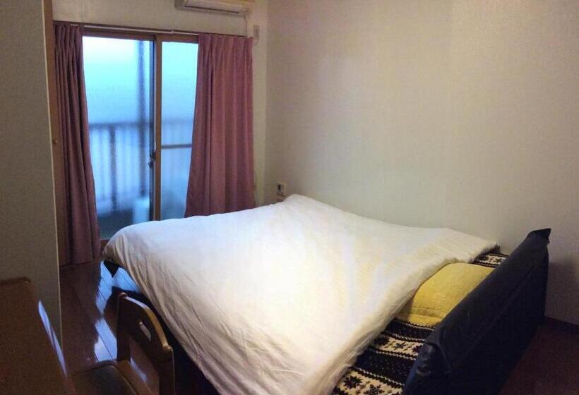 غرفة قياسية حمام مشترك, Kamikatsura House