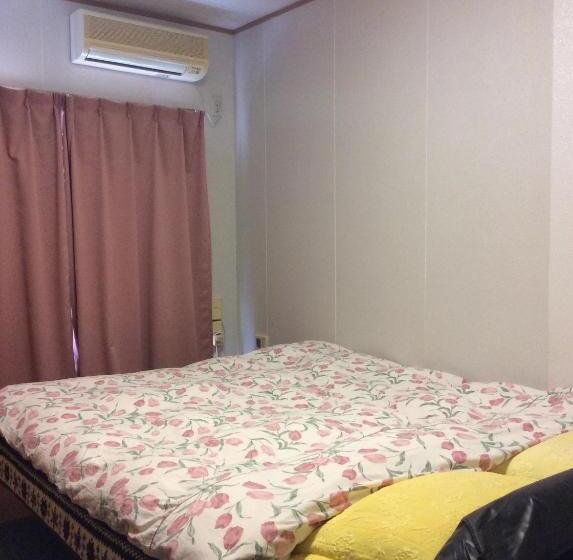 غرفة قياسية حمام مشترك, Kamikatsura House