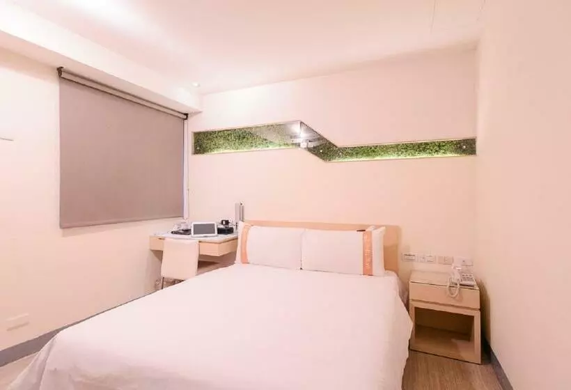 اتاق استاندارد, Kiwi Express Hotel   Kaohsiung Station