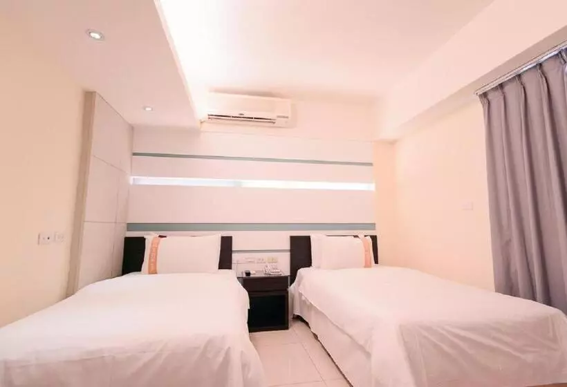 اتاق استاندارد, Kiwi Express Hotel   Kaohsiung Station