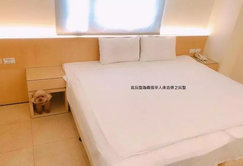 اتاق استاندارد با تخت بزرگ, Kiwi Express Hotel   Kaohsiung Station