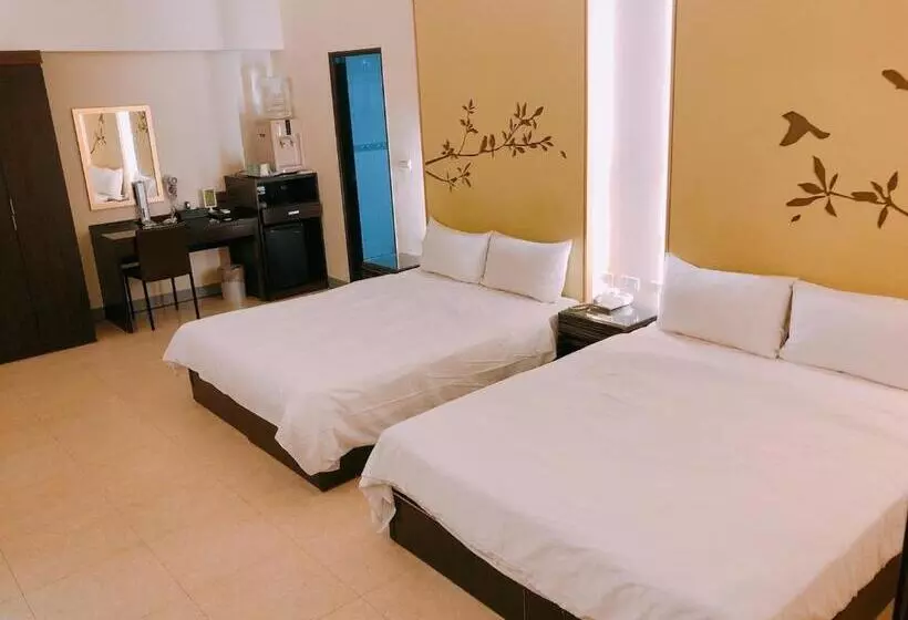 اتاق لوکس چهار تخته, Kiwi Express Hotel   Kaohsiung Station