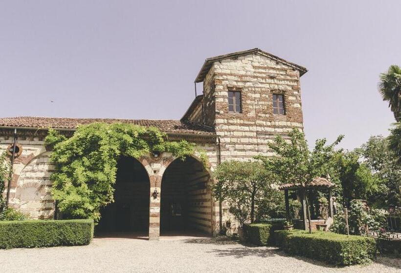 套房, Castello Di Frassinello