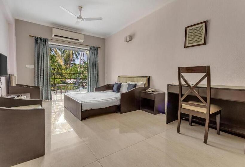 Представительский люкс с балконом, Arotel Rooms & Suites