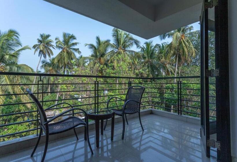 Представительский люкс с балконом, Arotel Rooms & Suites