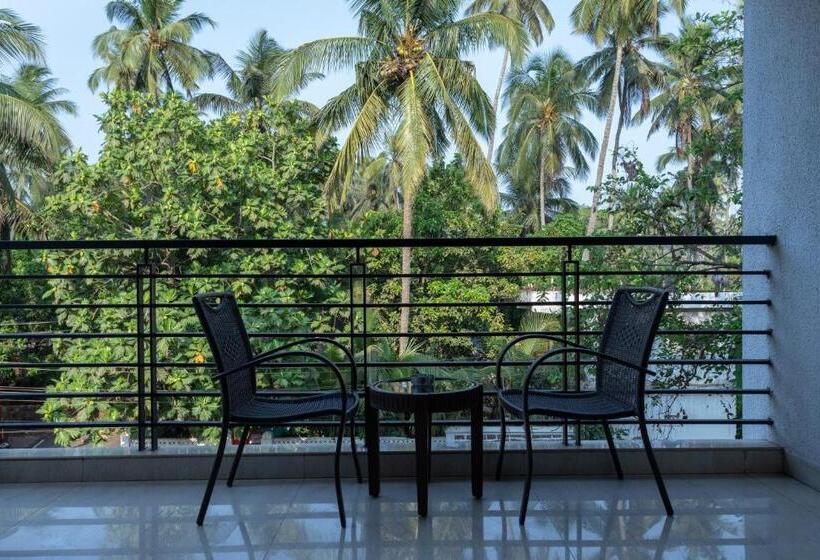 Люкс с Балконом, Arotel Rooms & Suites