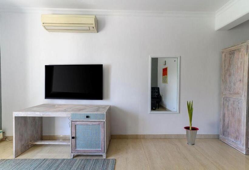 Люкс Повышенной Комфортности, Arotel Rooms & Suites