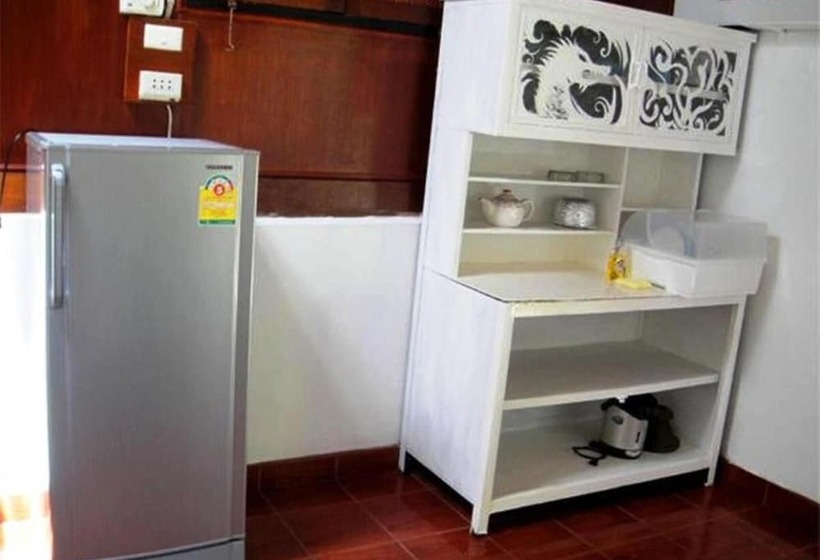 Семейное Бунгало, Bangpo Village