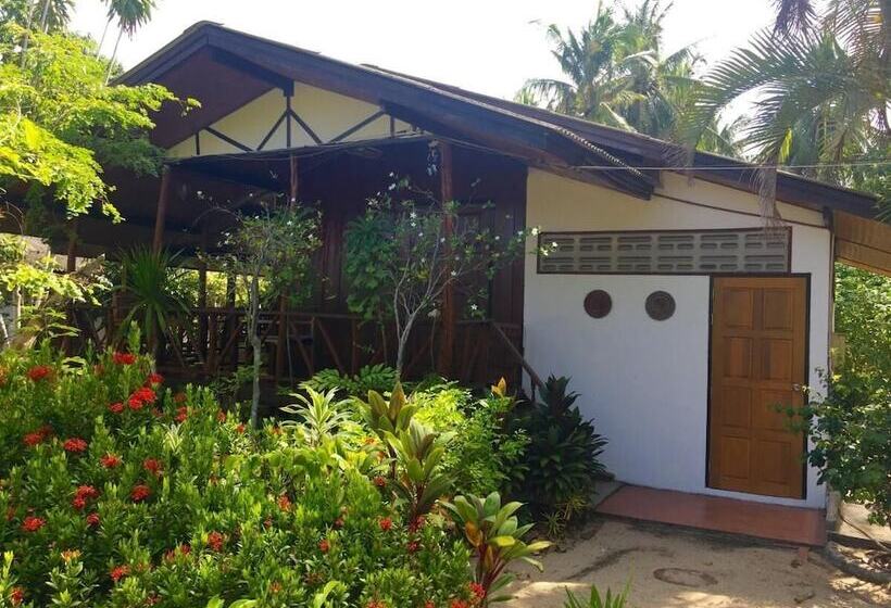 Семейное Бунгало, Bangpo Village