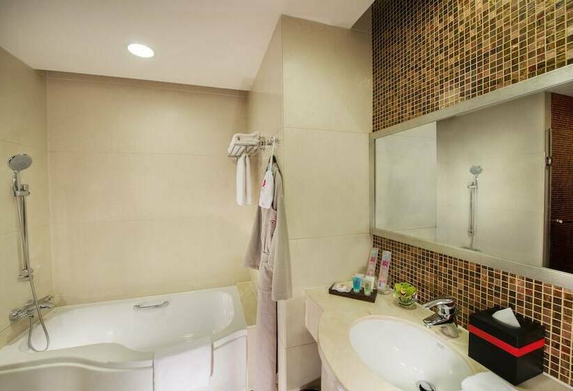 سوییت, Broadway