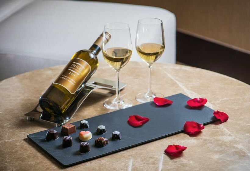 اتاق استاندارد, Broadway