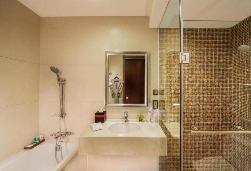 اتاق استاندارد با تخت بزرگ, Broadway