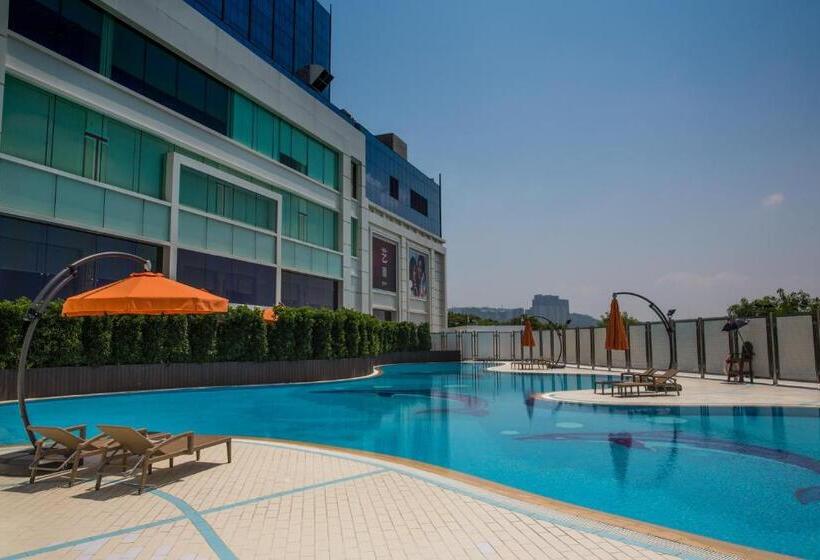 اتاق استاندارد با تخت بزرگ, Broadway