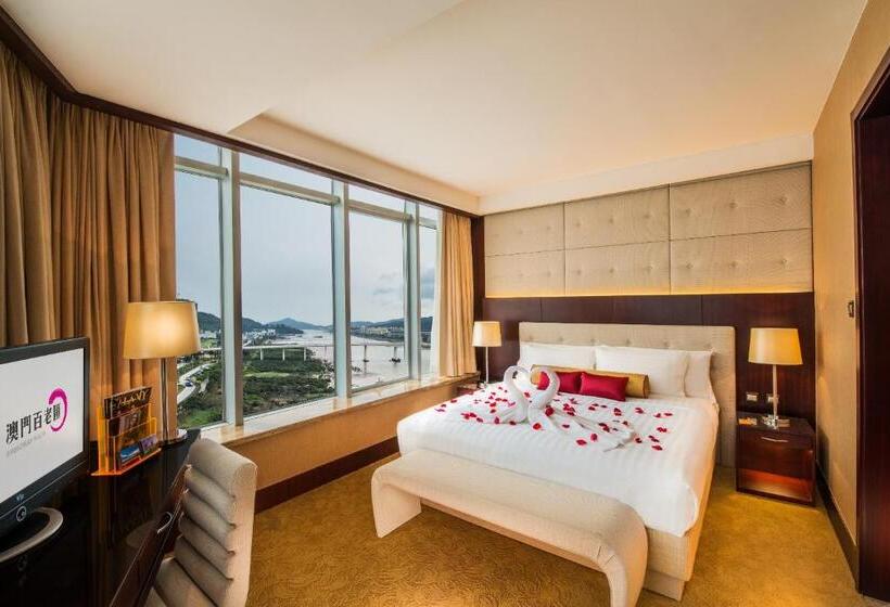 سوییت, Broadway