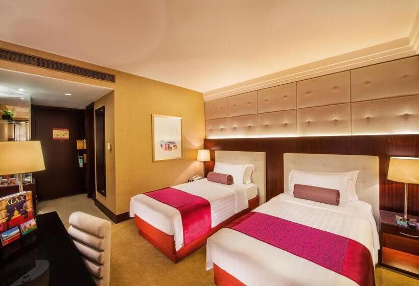 اتاق استاندارد با چشمانداز رودخانه, Broadway