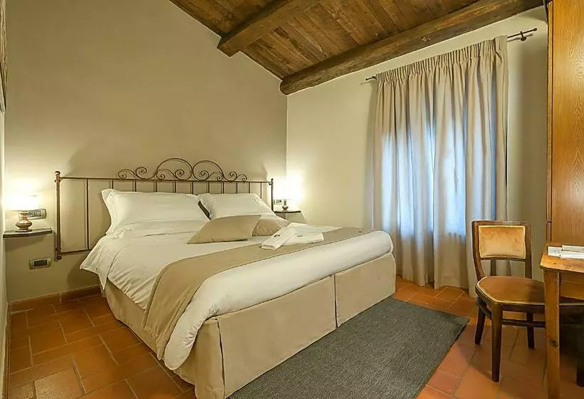 デラックスの4人部屋, Convento Di Acqua Premula