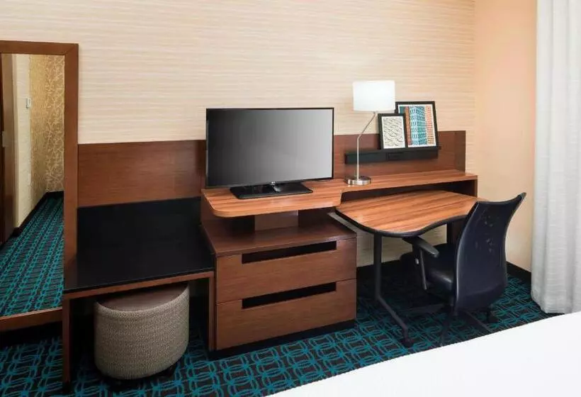 キングサイズベッドのスタンダードルーム, Fairfield Inn & Suites By Marriott Houston Pasadena