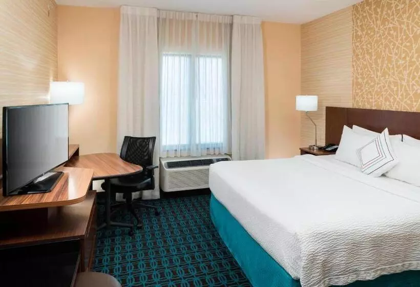 キングサイズベッドのスタンダードルーム, Fairfield Inn & Suites By Marriott Houston Pasadena
