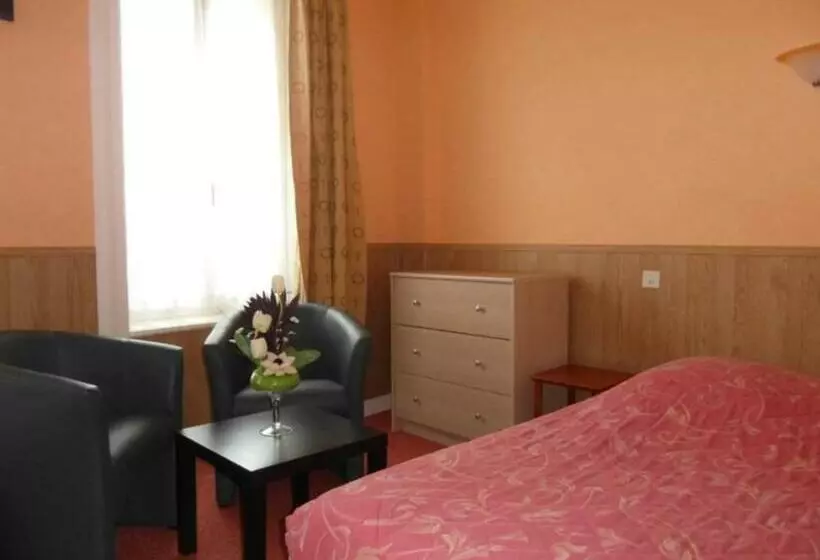 スタンダード４人部屋, Hôtel De La Gare