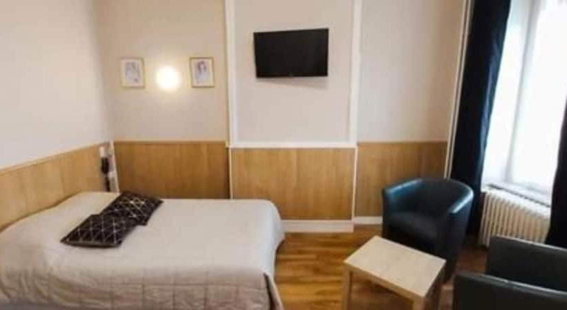 スタンダード4人部屋, Hôtel De La Gare