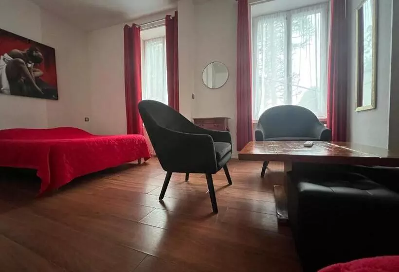 スタンダード４人部屋, Hôtel De La Gare