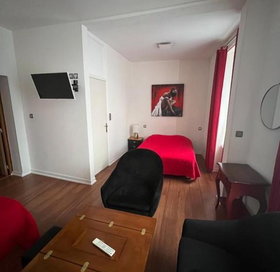 スタンダード4人部屋, Hôtel De La Gare