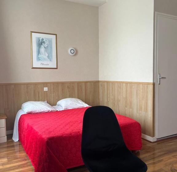 スタンダード4人部屋, Hôtel De La Gare