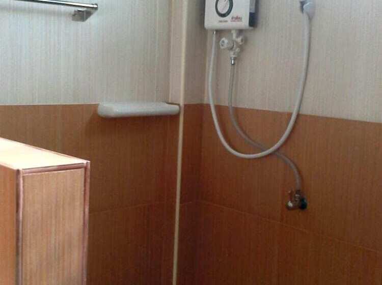 バンガローの2ベッドスタンダードルーム, Krisada Beach Resort