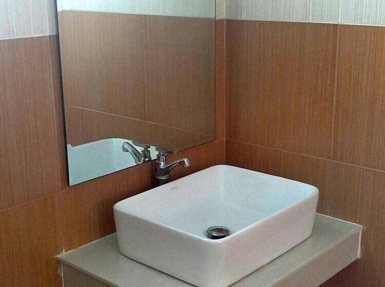 バンガローの2ベッドスタンダードルーム, Krisada Beach Resort