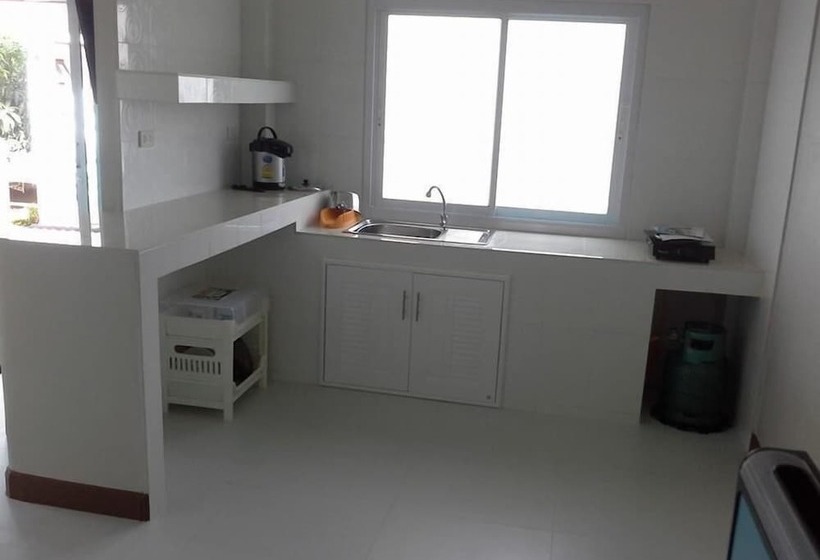 バンガローの2ベッドスタンダードルーム, Krisada Beach Resort