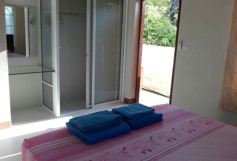 バンガローの2ベッドスタンダードルーム, Krisada Beach Resort