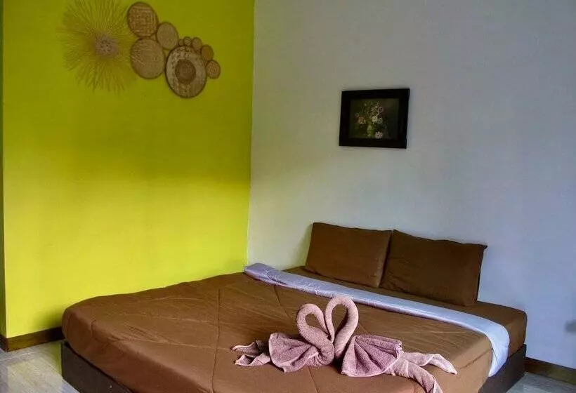 デラックスルーム, Lipe Oasis Resort