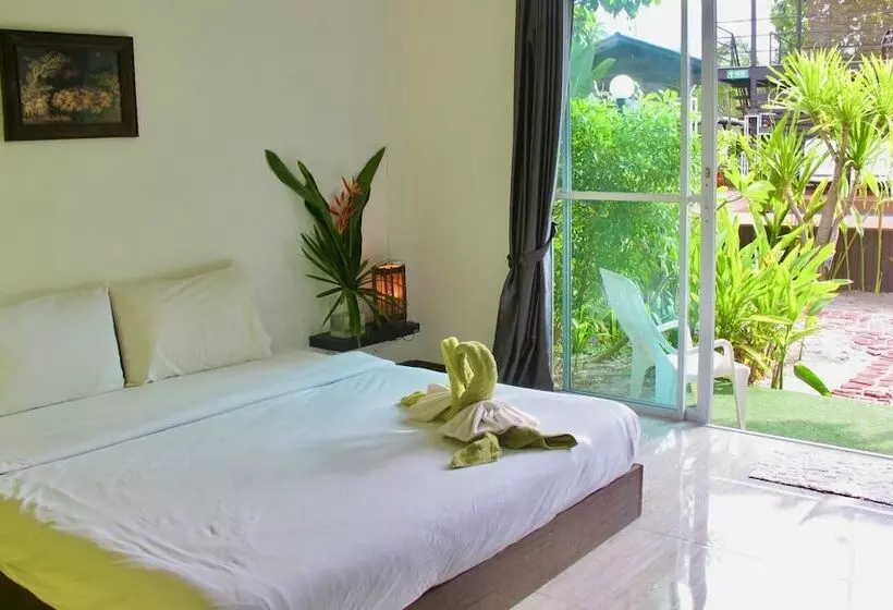 デラックスルーム, Lipe Oasis Resort
