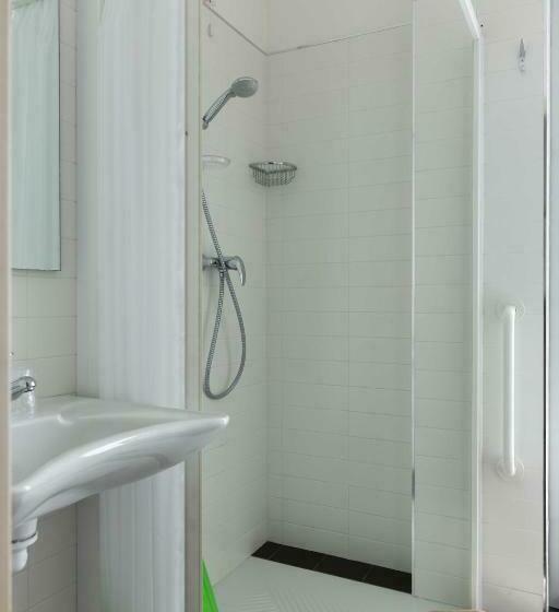 Camera Standard Singola con Balcone, Miramare