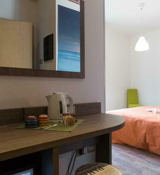 Camera Superiore Vista Giardino, Miramare